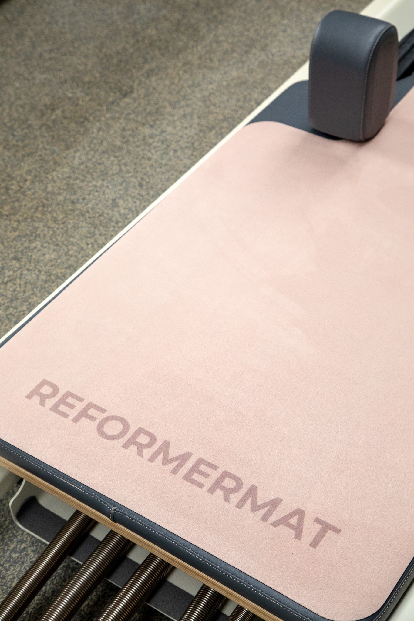 REFORMERMAT -  Clay