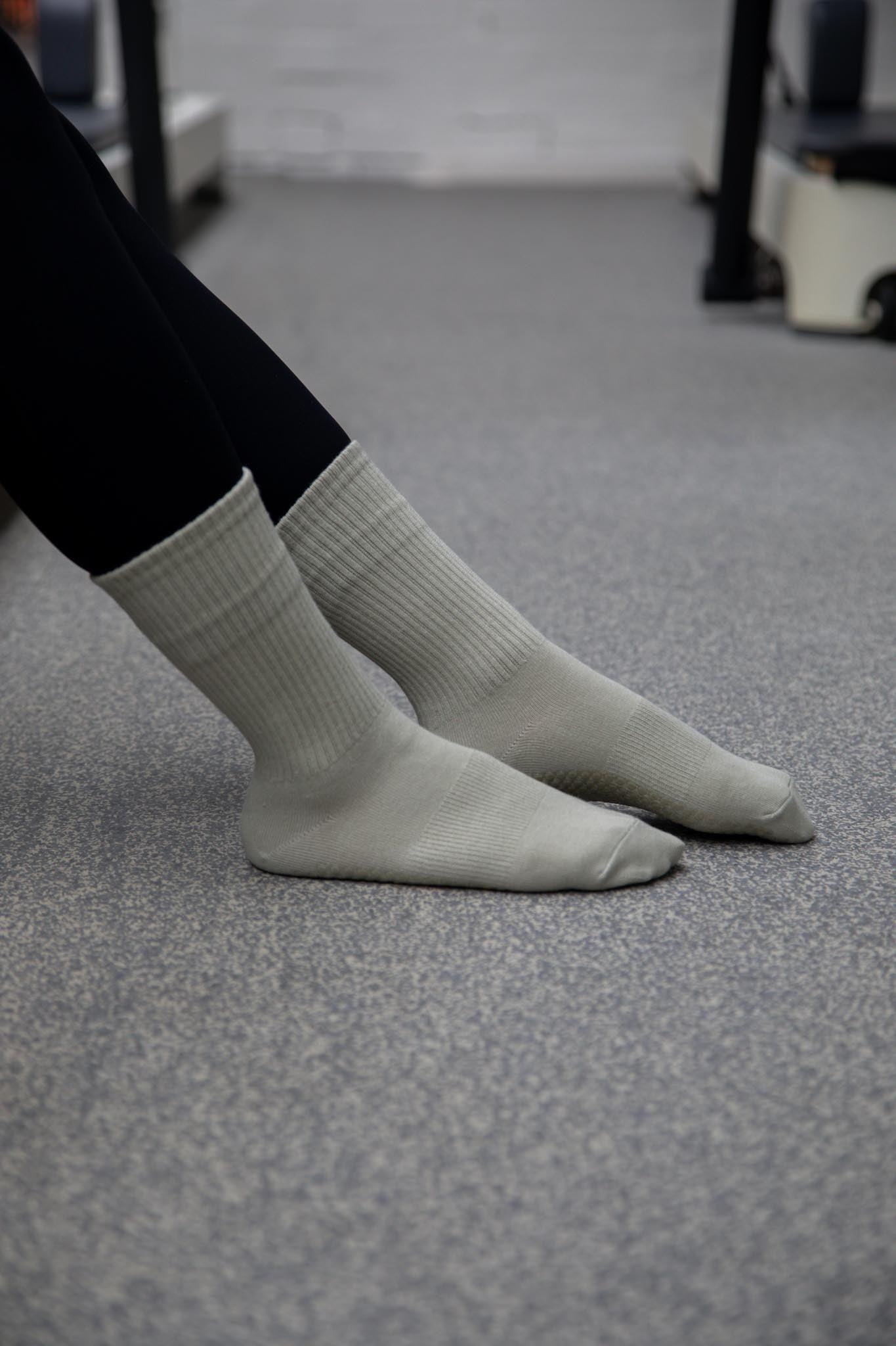 REFORMERMAT Pilates Grip Socks Organic Cotton - Seasalt Grey