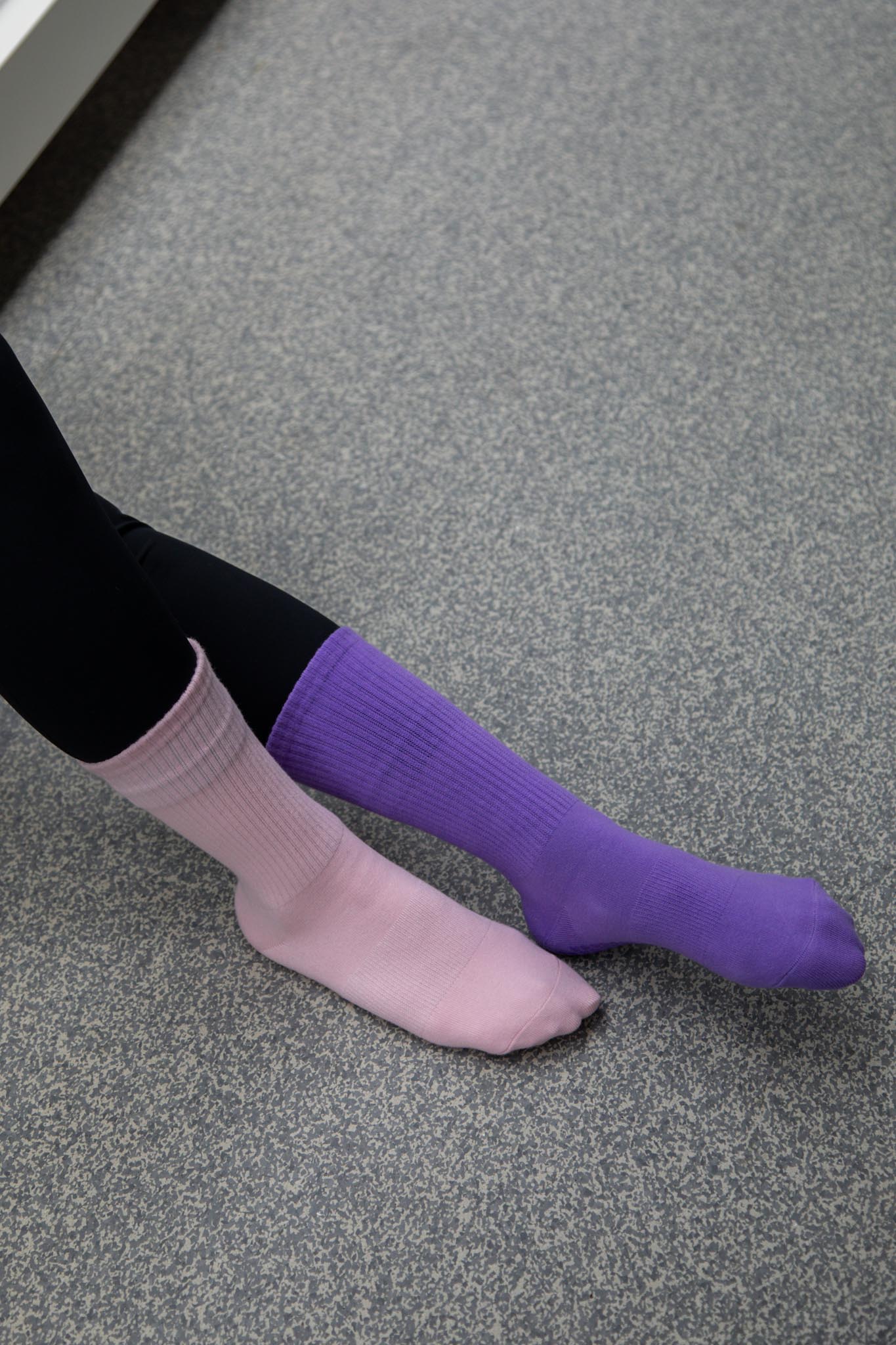 REFORMERMAT Pilates Grip Socks Organic Cotton - Cherry Blossom Baby Pink Purple