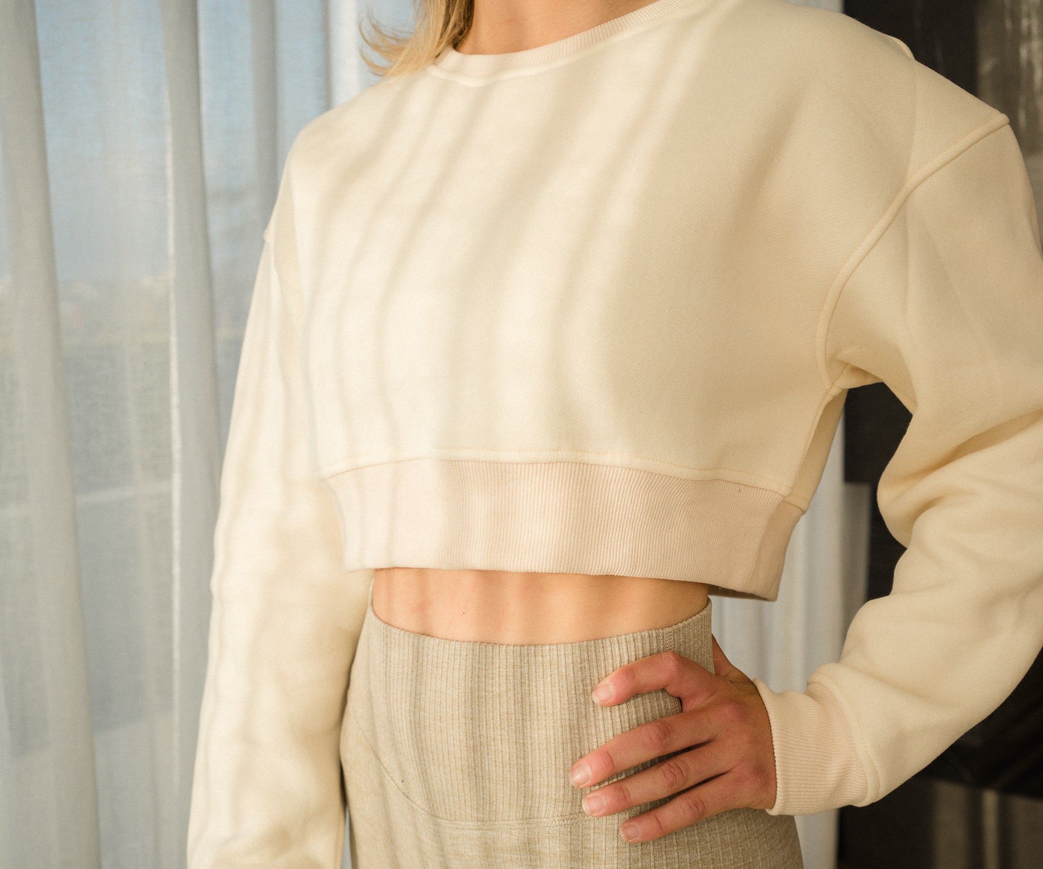REFORMERMAT Essential Crop Jumper - Vanilla Creme