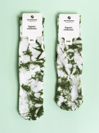REFORMERMAT Pilates Yoga Grip Socks  - Forest Green Jungle Design 