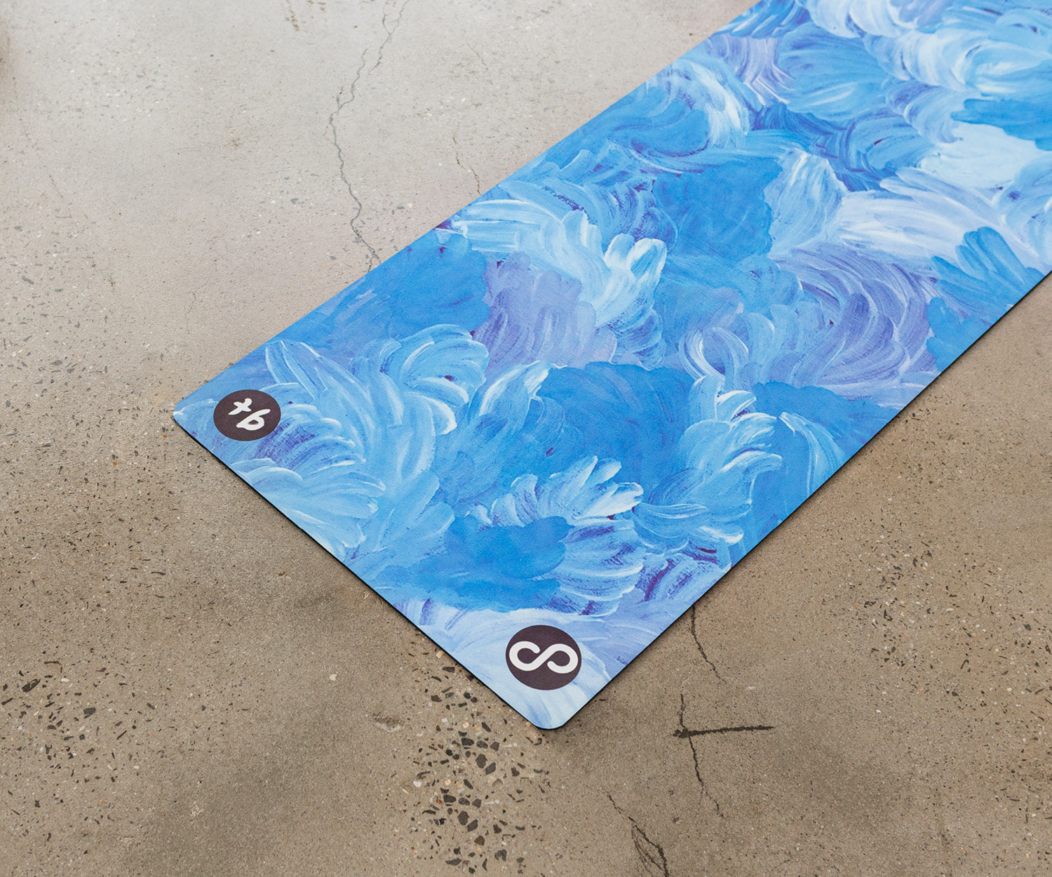 REFORMERMAT Micro-fibre Durable Reformer Pilates Yoga Mat - Blue Angel Feathers Design