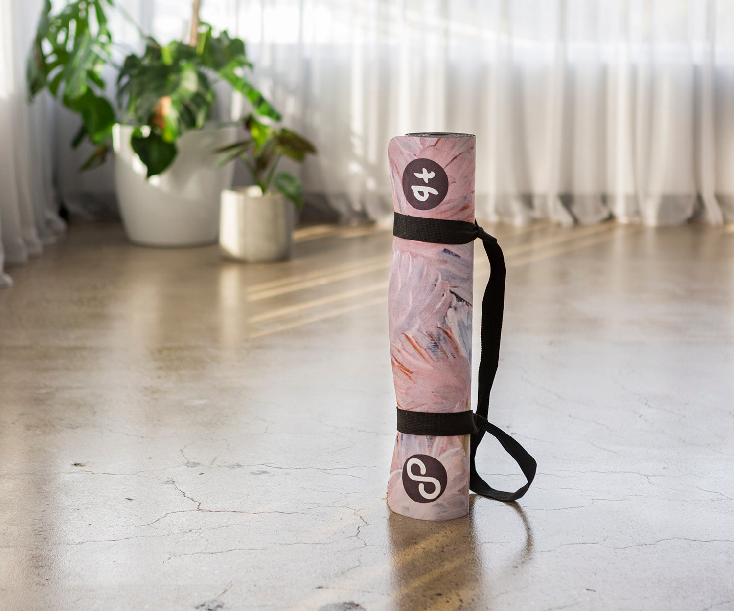 REFORMERMAT Micro-fibre Durable Reformer Pilates Yoga Mat Easy Carry - Secret Motion Blue Brown Feathers Design