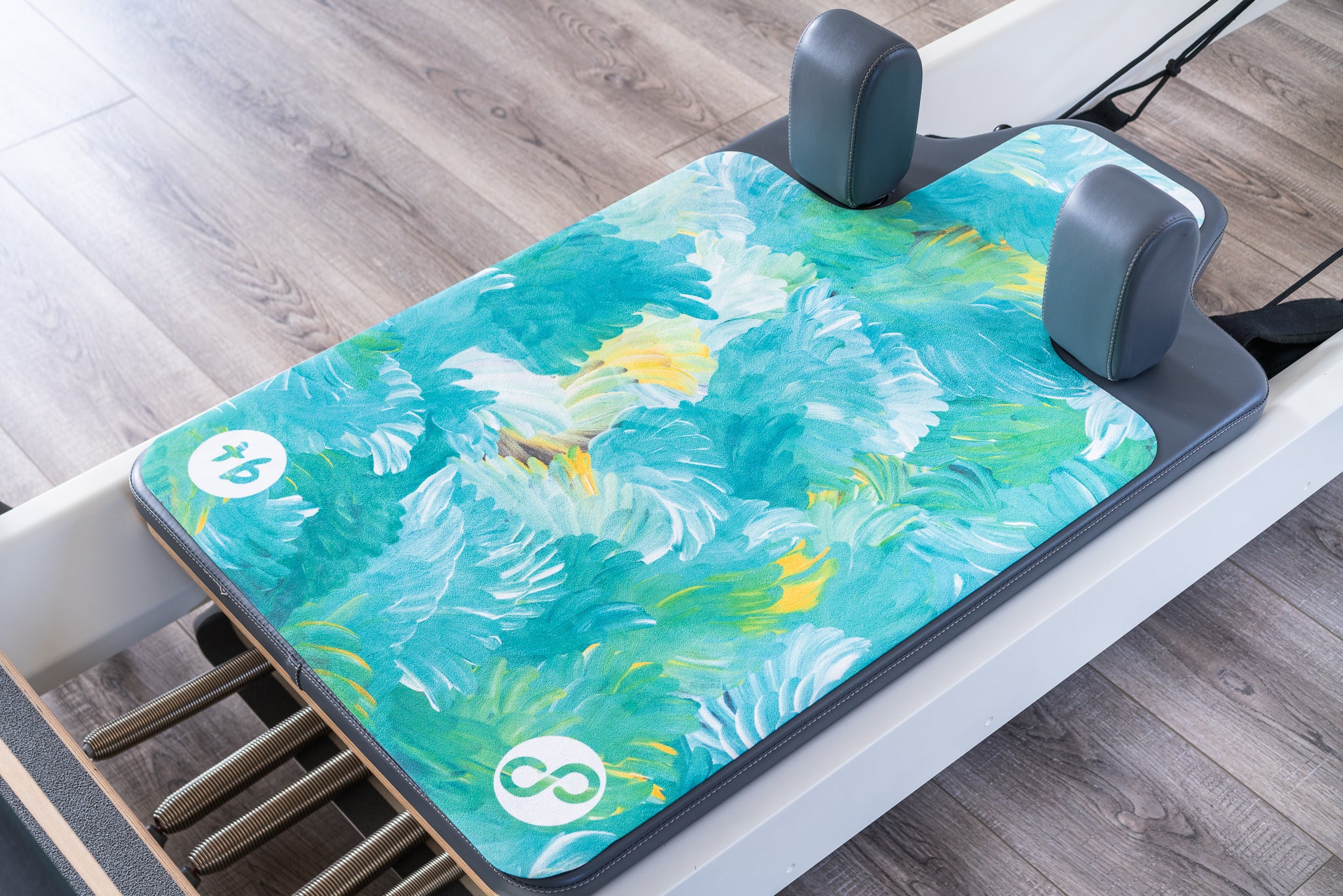 REFORMERMAT Micro-fibre Durable Reformer Pilates Yoga Mat - Aqua Angel Feathers Design